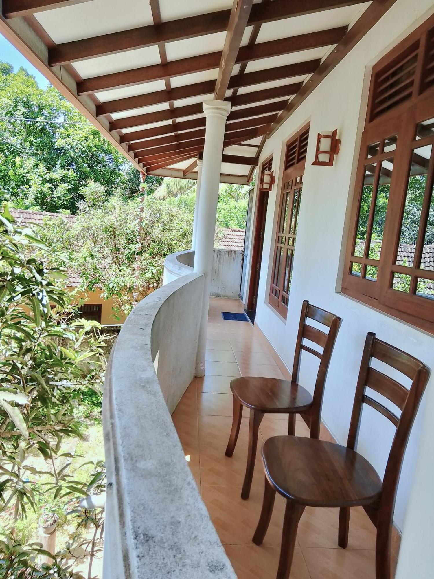 Sajini Villa Weligama Buitenkant foto
